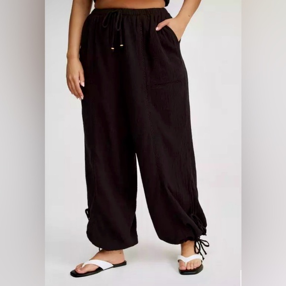 Torrid Black Pull On High Rise Joggers - Size 1X - Like New! - Picture 2 of 13